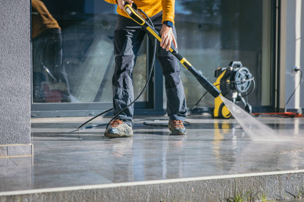 Best Patio and Deck Pressure Washing  in Wildwood, FL